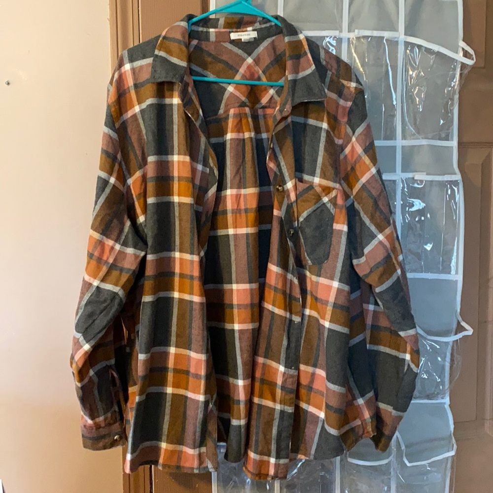 Flannel top NWOT